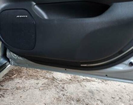 Сірий Тойота Авенсіс, об'ємом двигуна 2 л та пробігом 409 тис. км за 7000 $, фото 85 на Automoto.ua