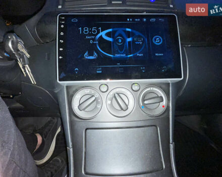 Серый Тойота Авенсис, объемом двигателя 2 л и пробегом 312 тыс. км за 6000 $, фото 19 на Automoto.ua