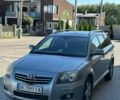 Серый Тойота Авенсис, объемом двигателя 2.23 л и пробегом 258 тыс. км за 6600 $, фото 1 на Automoto.ua