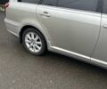 Серый Тойота Авенсис, объемом двигателя 2 л и пробегом 337 тыс. км за 6200 $, фото 3 на Automoto.ua