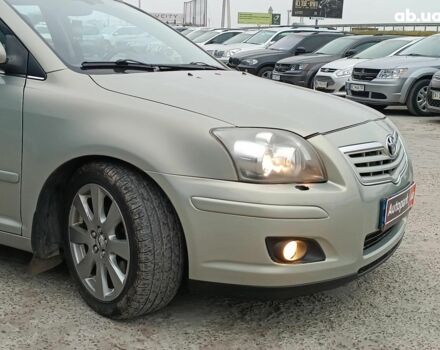 Серый Тойота Авенсис, объемом двигателя 2 л и пробегом 353 тыс. км за 6450 $, фото 14 на Automoto.ua