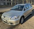 Серый Тойота Авенсис, объемом двигателя 2 л и пробегом 300 тыс. км за 2800 $, фото 1 на Automoto.ua
