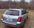 Серый Тойота Авенсис, объемом двигателя 2.2 л и пробегом 229 тыс. км за 6200 $, фото 5 на Automoto.ua