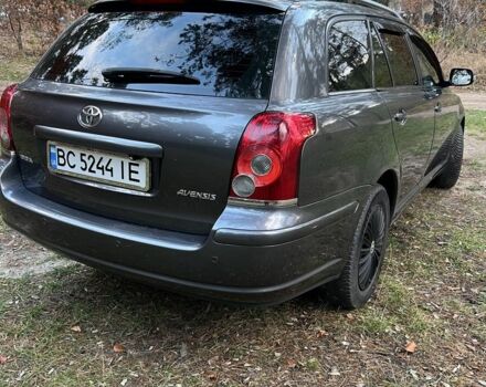 Серый Тойота Авенсис, объемом двигателя 1.8 л и пробегом 315 тыс. км за 5900 $, фото 4 на Automoto.ua