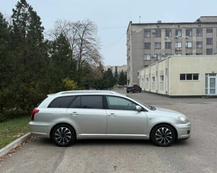 Серый Тойота Авенсис, объемом двигателя 2.2 л и пробегом 300 тыс. км за 3400 $, фото 2 на Automoto.ua