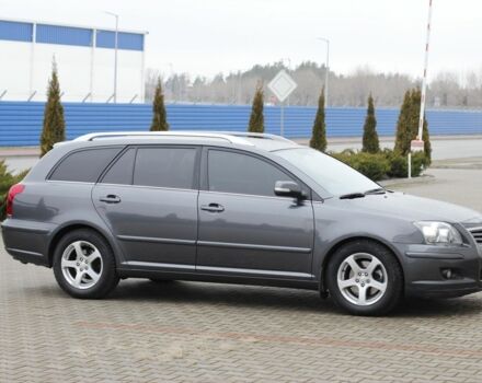 Серый Тойота Авенсис, объемом двигателя 2 л и пробегом 300 тыс. км за 8500 $, фото 6 на Automoto.ua