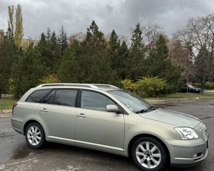 Серый Тойота Авенсис, объемом двигателя 2.2 л и пробегом 300 тыс. км за 2800 $, фото 2 на Automoto.ua