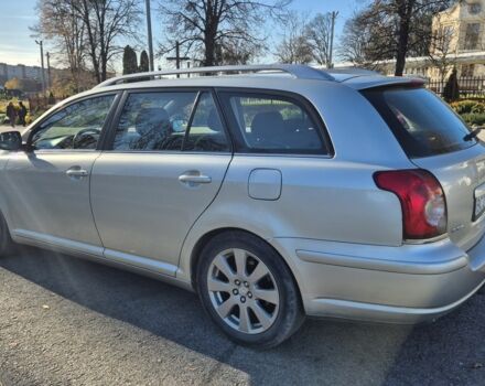 Серый Тойота Авенсис, объемом двигателя 2 л и пробегом 259 тыс. км за 7500 $, фото 3 на Automoto.ua