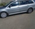 Серый Тойота Авенсис, объемом двигателя 2 л и пробегом 288 тыс. км за 6000 $, фото 2 на Automoto.ua