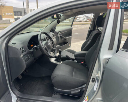 Серый Тойота Авенсис, объемом двигателя 1.8 л и пробегом 203 тыс. км за 7499 $, фото 15 на Automoto.ua