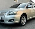 Серый Тойота Авенсис, объемом двигателя 2 л и пробегом 360 тыс. км за 6593 $, фото 1 на Automoto.ua