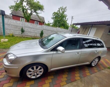 Серый Тойота Авенсис, объемом двигателя 2 л и пробегом 296 тыс. км за 2820 $, фото 1 на Automoto.ua