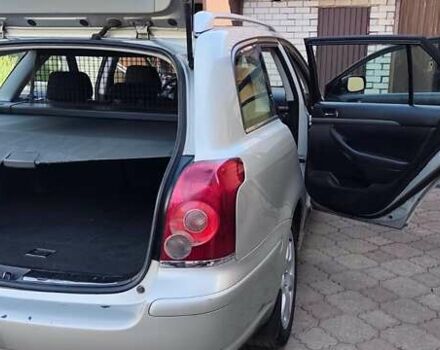 Сірий Тойота Авенсіс, об'ємом двигуна 2 л та пробігом 350 тис. км за 6500 $, фото 6 на Automoto.ua