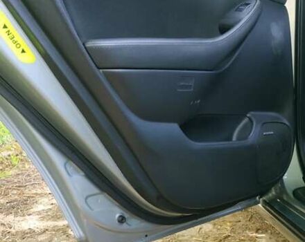 Сірий Тойота Авенсіс, об'ємом двигуна 2 л та пробігом 409 тис. км за 7000 $, фото 64 на Automoto.ua