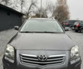 Серый Тойота Авенсис, объемом двигателя 2 л и пробегом 194 тыс. км за 7800 $, фото 6 на Automoto.ua