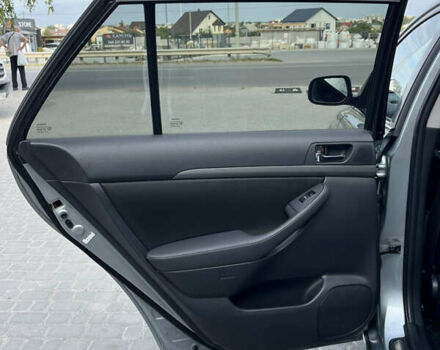 Сірий Тойота Авенсіс, об'ємом двигуна 1.8 л та пробігом 233 тис. км за 7700 $, фото 31 на Automoto.ua