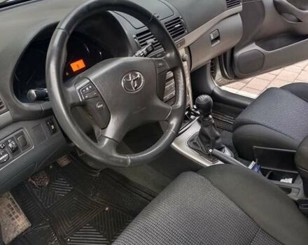 Серый Тойота Авенсис, объемом двигателя 2 л и пробегом 285 тыс. км за 6200 $, фото 8 на Automoto.ua