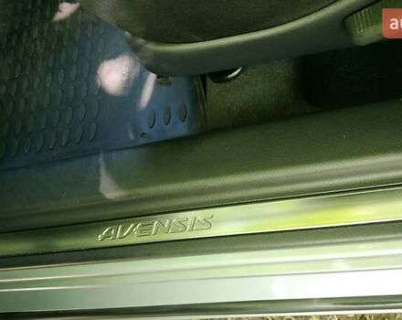 Сірий Тойота Авенсіс, об'ємом двигуна 2 л та пробігом 409 тис. км за 7000 $, фото 58 на Automoto.ua