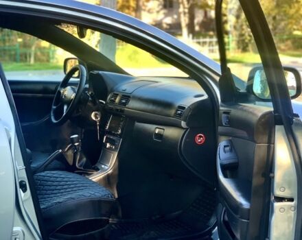 Сірий Тойота Авенсіс, об'ємом двигуна 2 л та пробігом 194 тис. км за 5500 $, фото 18 на Automoto.ua