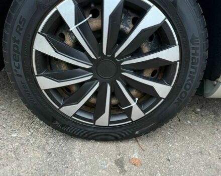 Серый Тойота Авенсис, объемом двигателя 2.2 л и пробегом 300 тыс. км за 3400 $, фото 20 на Automoto.ua