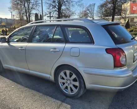 Серый Тойота Авенсис, объемом двигателя 2 л и пробегом 259 тыс. км за 7500 $, фото 2 на Automoto.ua