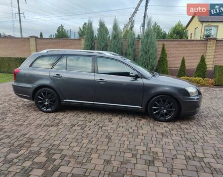 Сірий Тойота Авенсіс, об'ємом двигуна 1.8 л та пробігом 212 тис. км за 7700 $, фото 2 на Automoto.ua