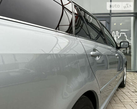 Серый Тойота Авенсис, объемом двигателя 2.2 л и пробегом 267 тыс. км за 7200 $, фото 11 на Automoto.ua