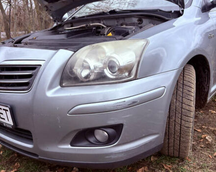 Серый Тойота Авенсис, объемом двигателя 2.2 л и пробегом 229 тыс. км за 6200 $, фото 17 на Automoto.ua