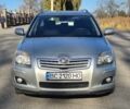 Серый Тойота Авенсис, объемом двигателя 2 л и пробегом 259 тыс. км за 7500 $, фото 4 на Automoto.ua