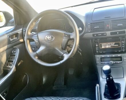 Сірий Тойота Авенсіс, об'ємом двигуна 2 л та пробігом 194 тис. км за 5500 $, фото 20 на Automoto.ua