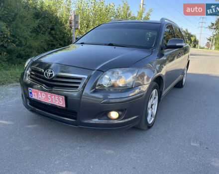 Сірий Тойота Авенсіс, об'ємом двигуна 2 л та пробігом 295 тис. км за 6700 $, фото 3 на Automoto.ua