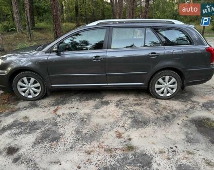 Серый Тойота Авенсис, объемом двигателя 1.79 л и пробегом 218 тыс. км за 7000 $, фото 4 на Automoto.ua