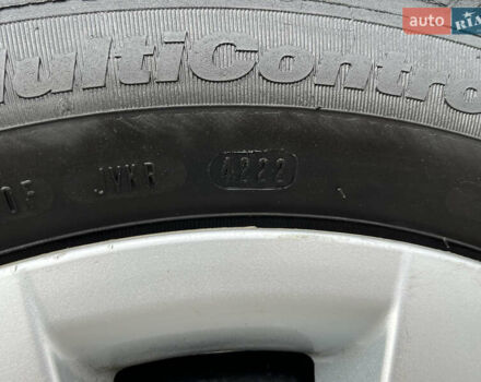 Сірий Тойота Авенсіс, об'ємом двигуна 1.8 л та пробігом 233 тис. км за 7700 $, фото 18 на Automoto.ua