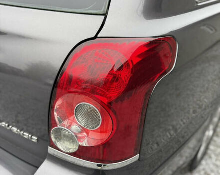 Серый Тойота Авенсис, объемом двигателя 2 л и пробегом 194 тыс. км за 7800 $, фото 45 на Automoto.ua