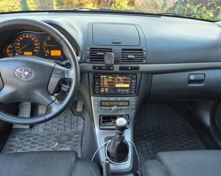 Серый Тойота Авенсис, объемом двигателя 2 л и пробегом 259 тыс. км за 7500 $, фото 14 на Automoto.ua