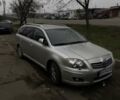 Серый Тойота Авенсис, объемом двигателя 2.2 л и пробегом 240 тыс. км за 6000 $, фото 1 на Automoto.ua