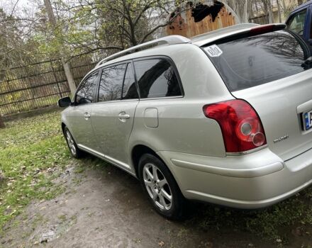 Серый Тойота Авенсис, объемом двигателя 2 л и пробегом 292 тыс. км за 6750 $, фото 2 на Automoto.ua