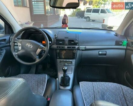 Серый Тойота Авенсис, объемом двигателя 2.23 л и пробегом 258 тыс. км за 6600 $, фото 10 на Automoto.ua