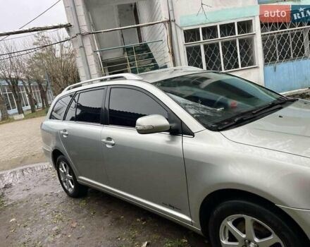 Сірий Тойота Авенсіс, об'ємом двигуна 2 л та пробігом 292 тис. км за 6700 $, фото 1 на Automoto.ua