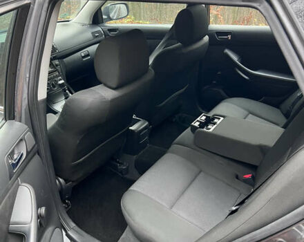 Серый Тойота Авенсис, объемом двигателя 2 л и пробегом 264 тыс. км за 5600 $, фото 7 на Automoto.ua