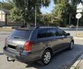 Сірий Тойота Авенсіс, об'ємом двигуна 2 л та пробігом 234 тис. км за 6800 $, фото 4 на Automoto.ua