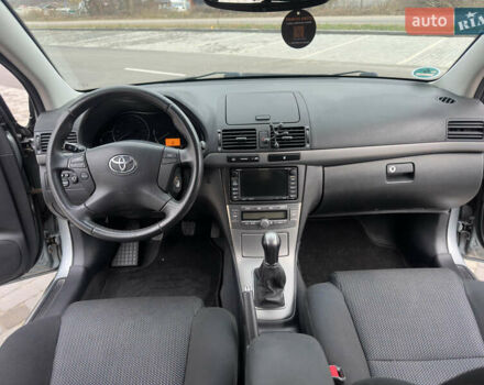 Серый Тойота Авенсис, объемом двигателя 1.8 л и пробегом 203 тыс. км за 7499 $, фото 20 на Automoto.ua