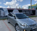 Серый Тойота Авенсис, объемом двигателя 1.8 л и пробегом 235 тыс. км за 5500 $, фото 1 на Automoto.ua