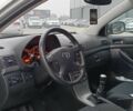 Серый Тойота Авенсис, объемом двигателя 2 л и пробегом 353 тыс. км за 6450 $, фото 21 на Automoto.ua
