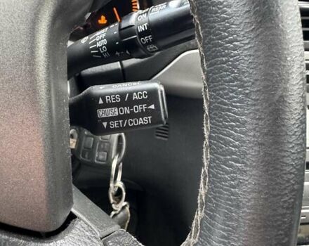 Серый Тойота Авенсис, объемом двигателя 2.23 л и пробегом 340 тыс. км за 4500 $, фото 7 на Automoto.ua