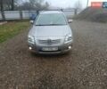 Серый Тойота Авенсис, объемом двигателя 2 л и пробегом 310 тыс. км за 6300 $, фото 1 на Automoto.ua