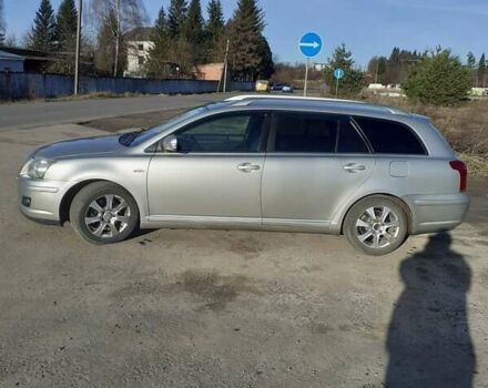 Серый Тойота Авенсис, объемом двигателя 2.2 л и пробегом 300 тыс. км за 5800 $, фото 7 на Automoto.ua