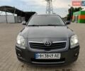Серый Тойота Авенсис, объемом двигателя 1.99 л и пробегом 211 тыс. км за 7500 $, фото 1 на Automoto.ua
