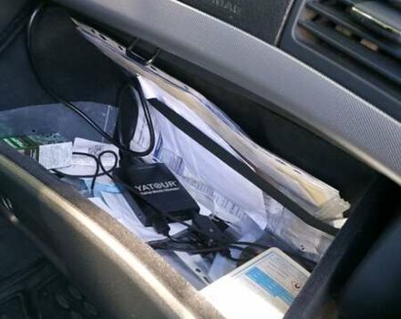 Сірий Тойота Авенсіс, об'ємом двигуна 2 л та пробігом 409 тис. км за 7000 $, фото 111 на Automoto.ua