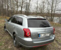 Серый Тойота Авенсис, объемом двигателя 2.2 л и пробегом 229 тыс. км за 6200 $, фото 3 на Automoto.ua